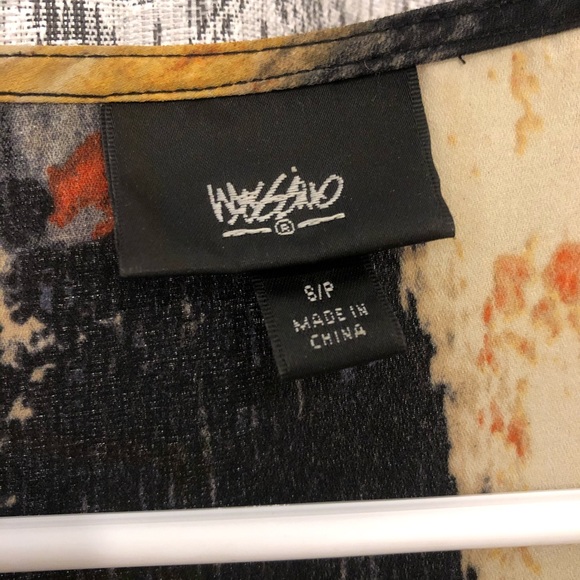 ✨3/$20✨Perfect fall wardrobe addition 🖤🧡🤍🤎 - Picture 2 of 4